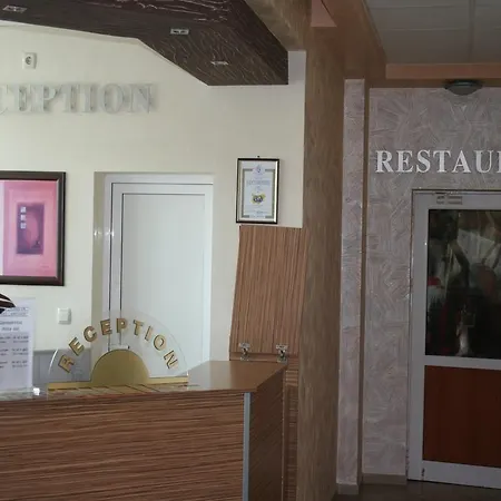 מלון Amigos לוקוביט