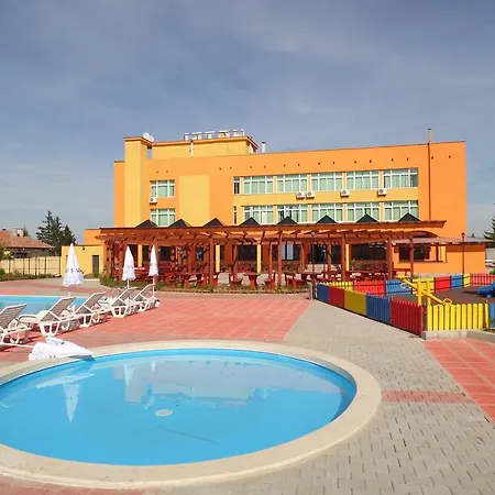 מלון Amigos לוקוביט