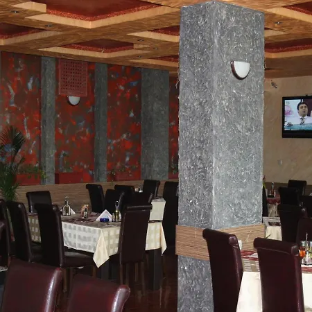 מלון Amigos לוקוביט