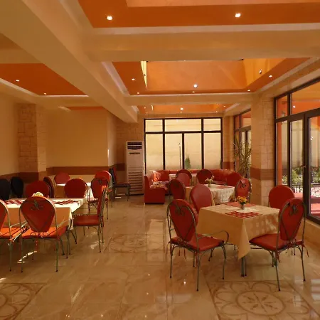 Amigos Hotel *