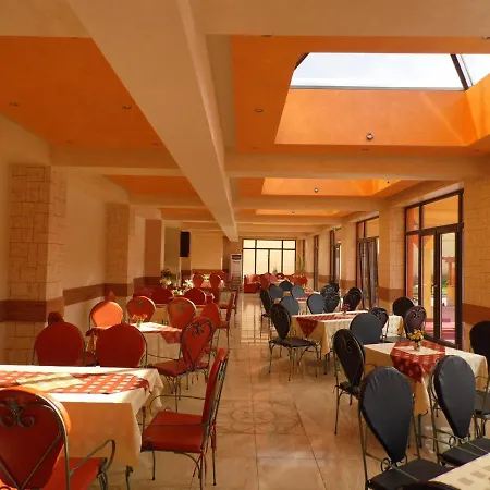 Amigos מלון לוקוביט