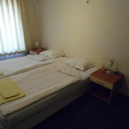 Amigos מלון לוקוביט